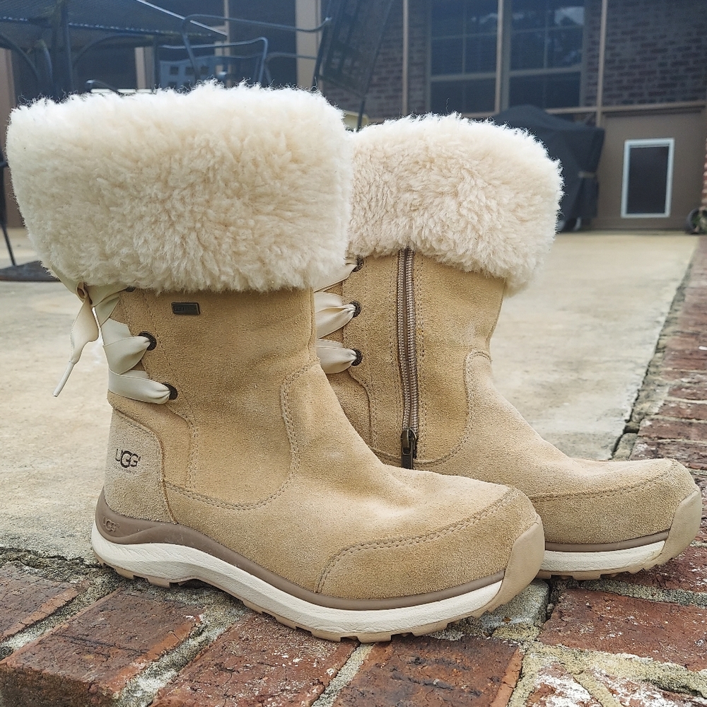 UGG Ingalls Suede Boots Size 7